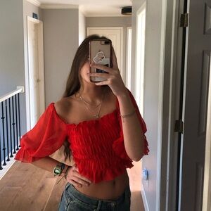 red urban outfitters puffy flowy top